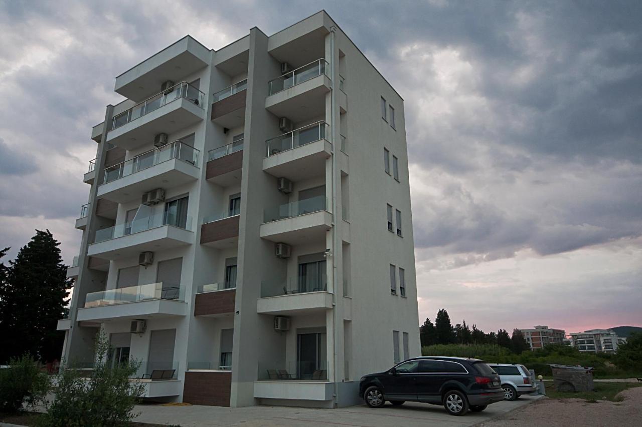 Apartments Jasmina Ulcinj Esterno foto