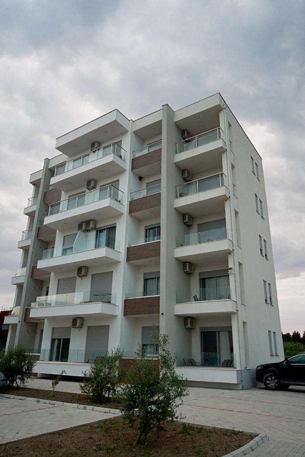 Apartments Jasmina Ulcinj Esterno foto