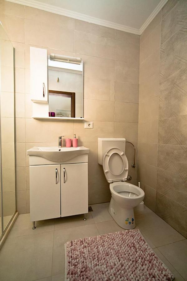 Apartments Jasmina Ulcinj Esterno foto